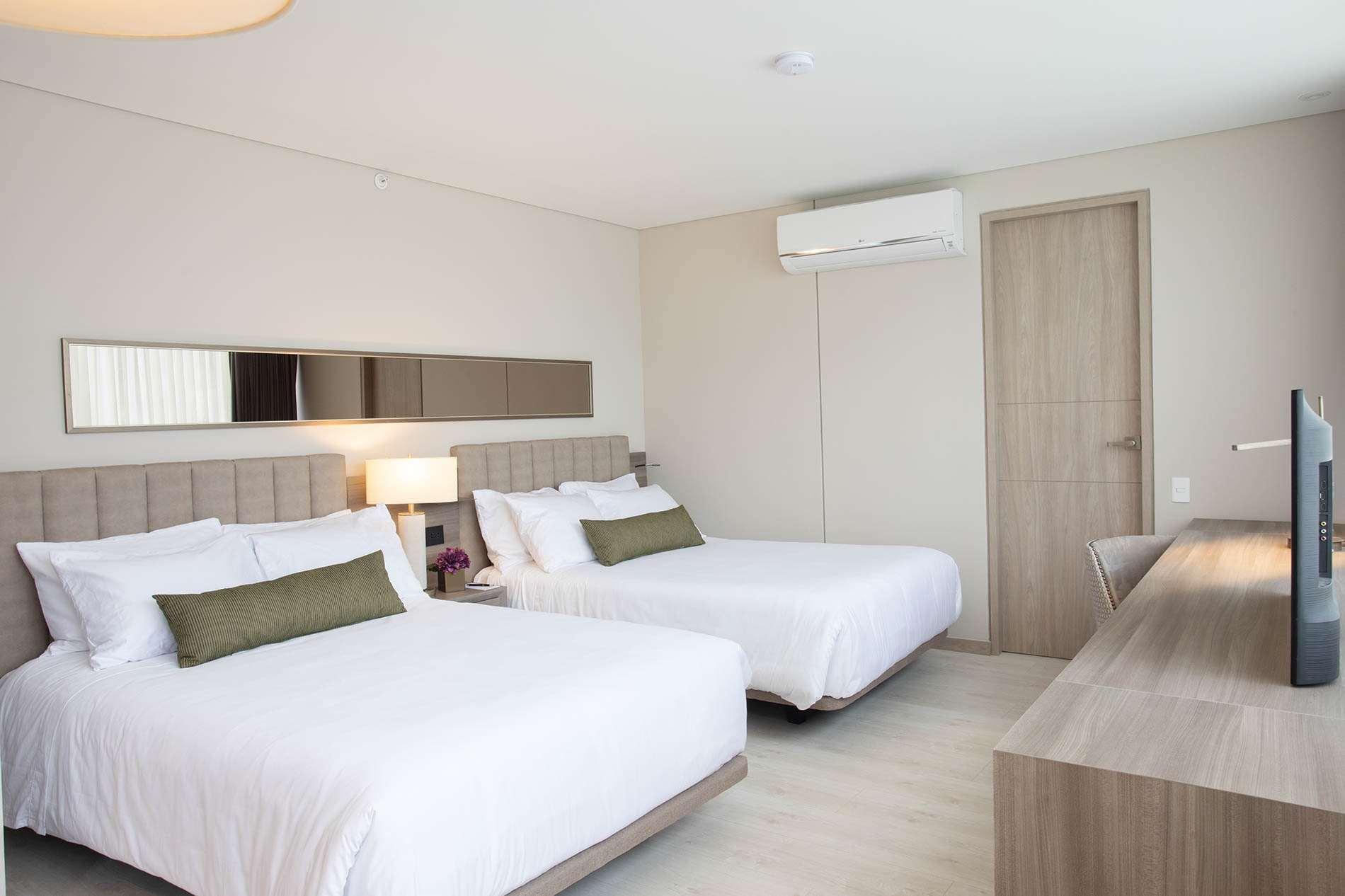 Hotel York Luxury Suites Medellin By Preferred Εξωτερικό φωτογραφία A room at the hotel