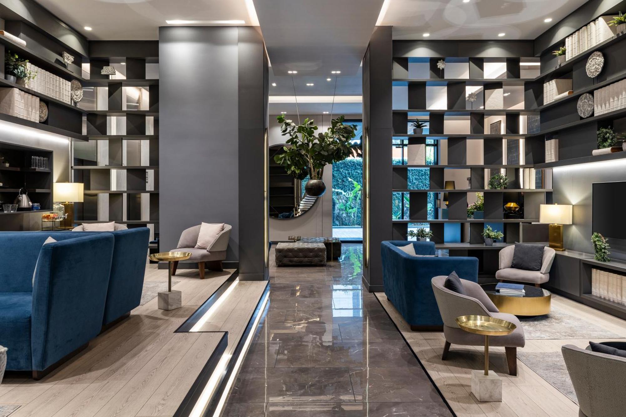 Hotel York Luxury Suites Medellin By Preferred Εξωτερικό φωτογραφία The lobby of the hotel